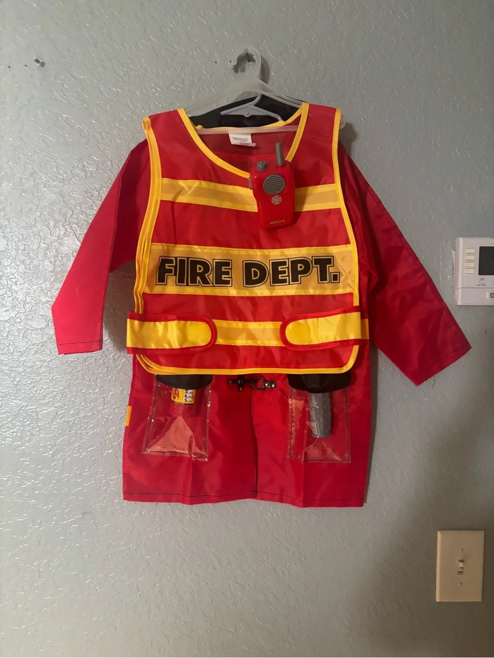 Firefighter costume comes with vest coat and accessories aged 3+